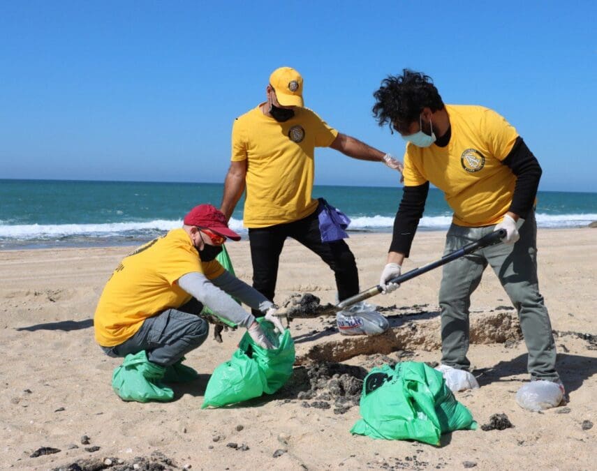 Scientology Volunteers Help Clean Up After a Massive Oil Spill in Israel