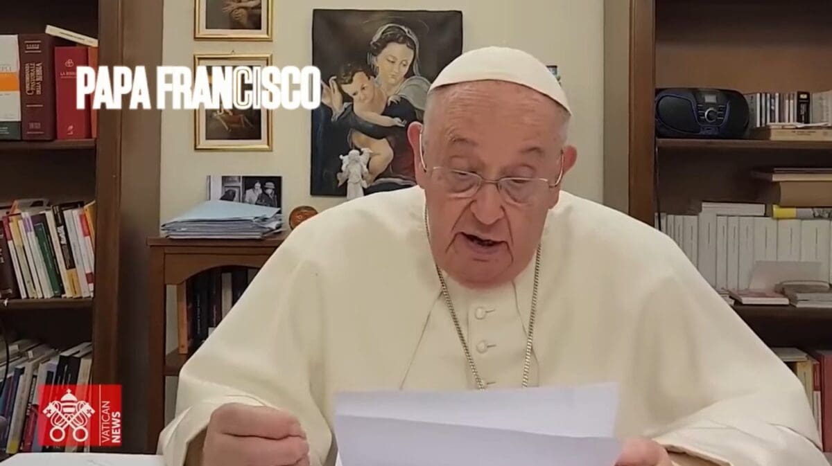 Pope Francis calls on religions to unite to reduce demand for drugs