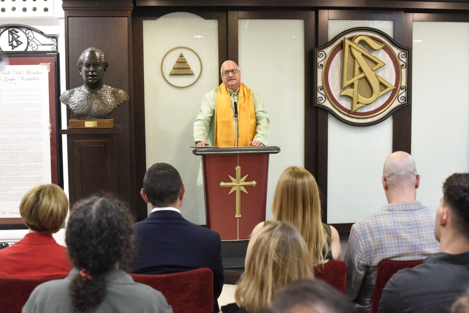 Premios Krishna Kripa Dasa