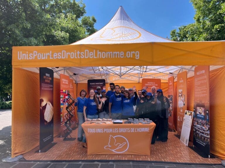 Paris Human Rights Mobile Exhibit Brings Civic Education to a Busy Public Space